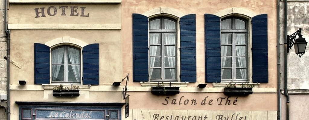 building, house, shops-66789.jpg