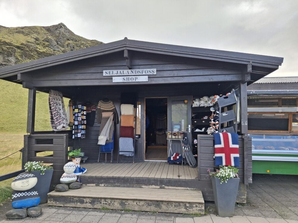 shops islandia lugares turisticos